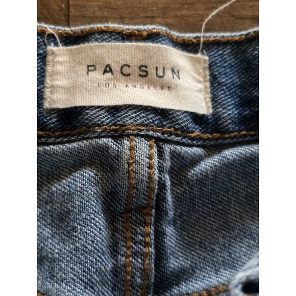 PacSun Patched Girlfriend Cropped Jeans Women's Size 26 MidRise Frayed Hem - Picture 6 of 8